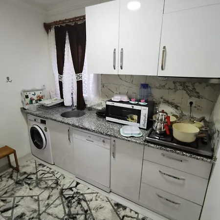 Sahile 40m Dsi Ve Tmo Kamp Yani, Aile Icin Uygun Apartman *