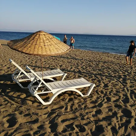 Sahile 40m Dsi Ve Tmo Kamp Yani, Aile Icin Uygun * Gümüldür