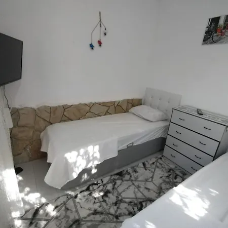 Sahile 40m Dsi Ve Tmo Kamp Yani, Aile Icin Uygun Daire